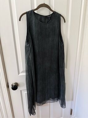 Eileen Fisher Scoop Neck Silk Shift Dress in Textured Graphite Gray